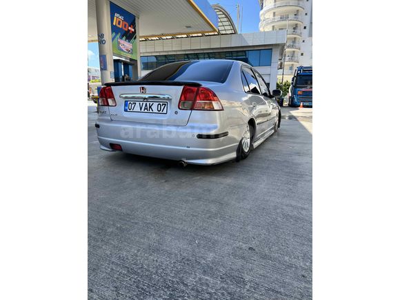 Sahibinden Honda Civic 1.6i VTEC ES 2004 Model 