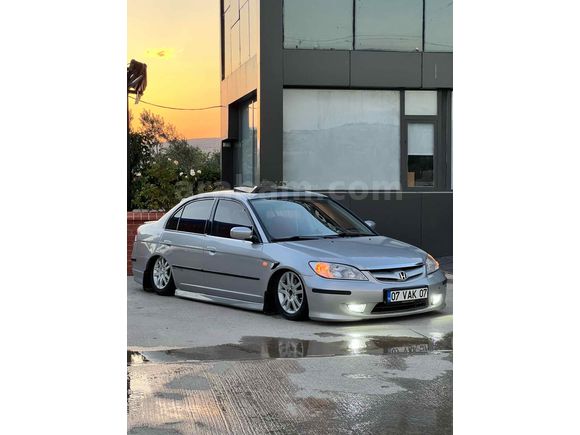 Sahibinden Honda Civic 1.6i VTEC ES 2004 Model 