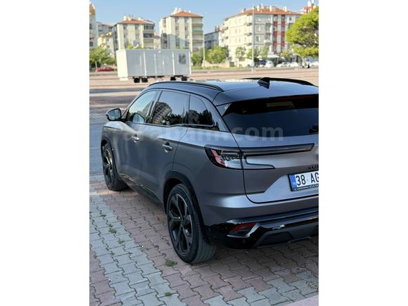 Sahibinden Renault Austral 1.3 Hybrid Techno Esprit Alpine 2025 Model 
