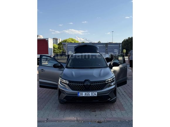 Sahibinden Renault Austral 1.3 Hybrid Techno Esprit Alpine 2025 Model 