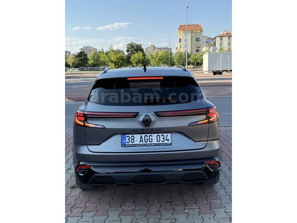 Sahibinden Renault Austral 1.3 Hybrid Techno Esprit Alpine 2025 Model 