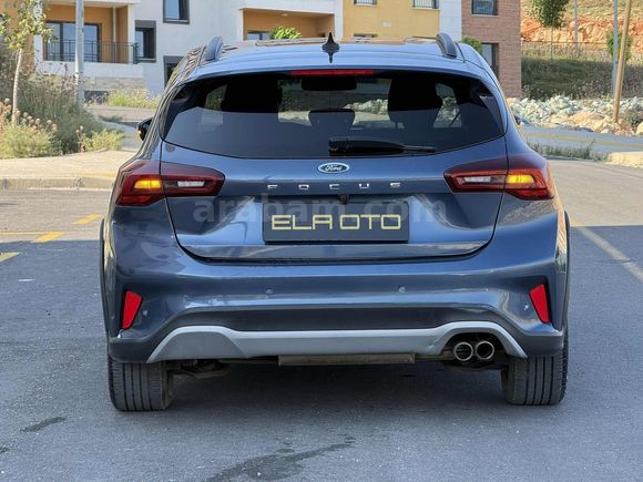 ELA'DAN 2024 FORD FOCUS ACTIVE STİL DİZEL OTOMATİK 21 KM