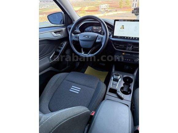 ELA'DAN 2024 FORD FOCUS ACTIVE STİL DİZEL OTOMATİK 21 KM
