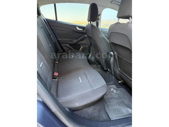 ELA'DAN 2024 FORD FOCUS ACTIVE STİL DİZEL OTOMATİK 21 KM