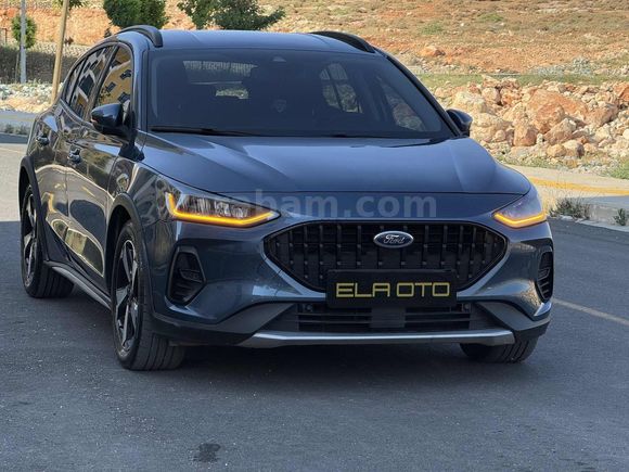 ELA'DAN 2024 FORD FOCUS ACTIVE STİL DİZEL OTOMATİK 21 KM
