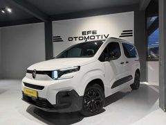 2025 MODEL BERLİNGO HATASIZ+BOYASIZ+TRAMERSİZ+%20 KDV KARTA 12 T
