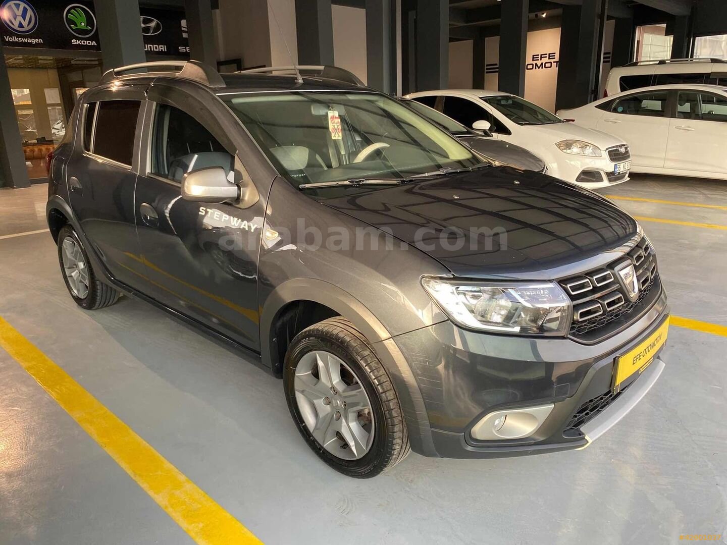 Galeriden Dacia Sandero 0.9 TCe Turbo Stepway 2020 Model Samsun 112.000 km Gri 2