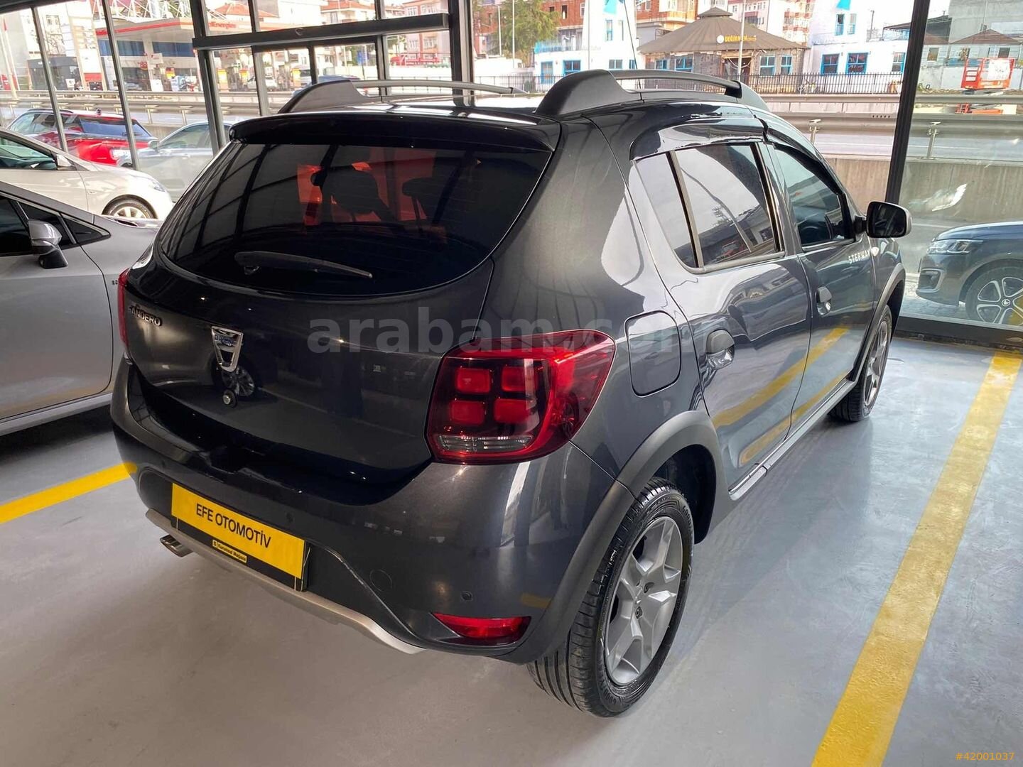 Galeriden Dacia Sandero 0.9 TCe Turbo Stepway 2020 Model Samsun 112.000 km Gri 4