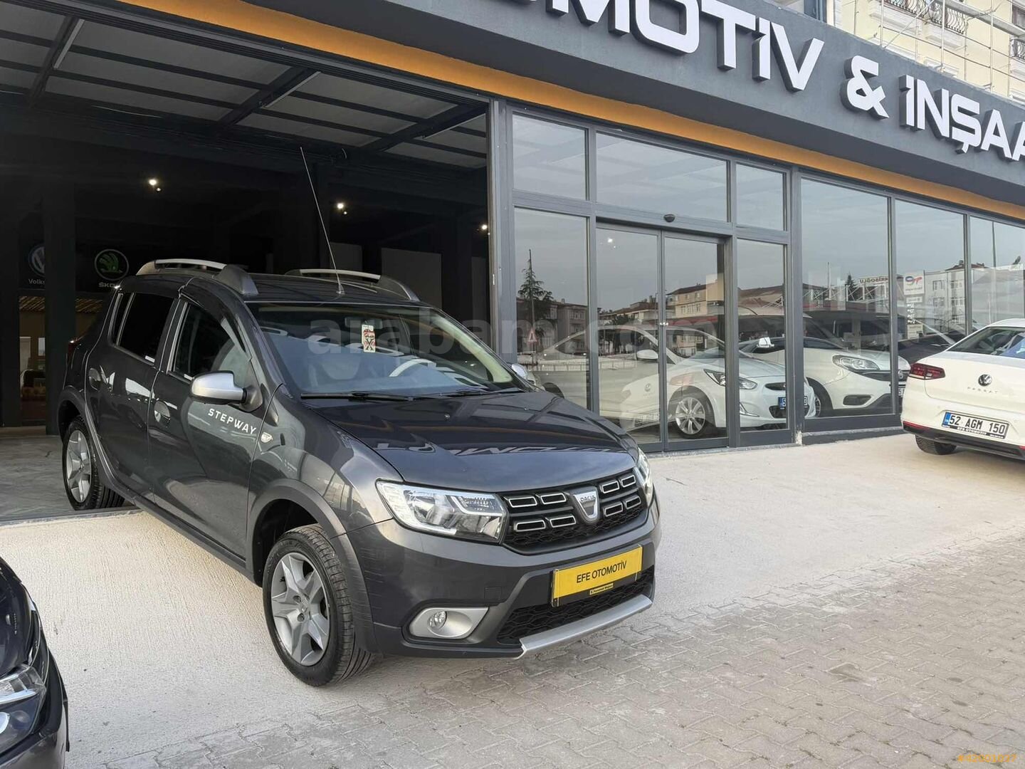 Galeriden Dacia Sandero 0.9 TCe Turbo Stepway 2020 Model Samsun 112.000 km Gri 7