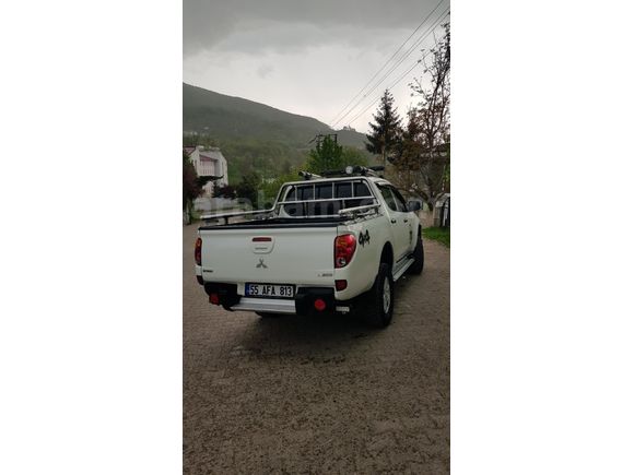 Sahibinden Mitsubishi L 200 4x4 Intense 2013 Model