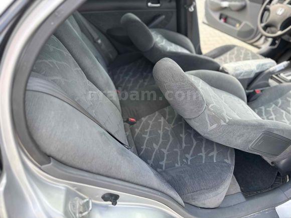 Sahibinden Honda Civic 1.6i VTEC ES 2005 Model 