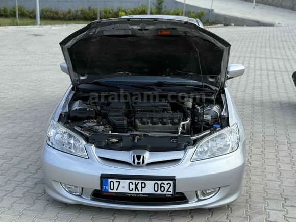 Sahibinden Honda Civic 1.6i VTEC ES 2005 Model 