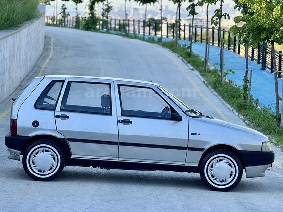 2000 MODEL UNO DEĞİŞENSİZ 2PARÇA BOYALI 174.000 KM