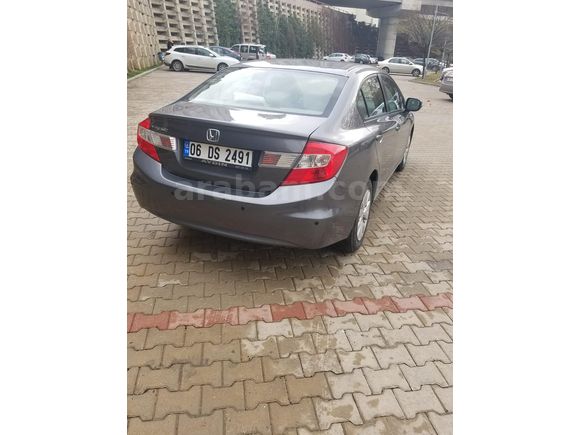 Sahibinden Honda Civic 1.6i VTEC Dream 2012 Model 