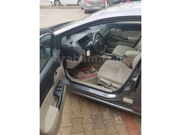 Sahibinden Honda Civic 1.6i VTEC Dream 2012 Model 