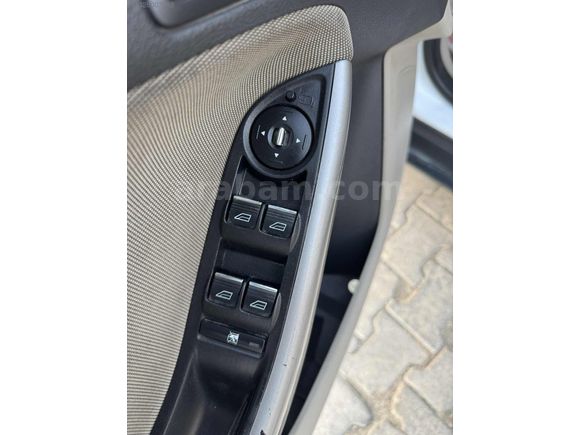 2012 FOCUS 1.6 STYLE 195 KM AGIR KAYITLI