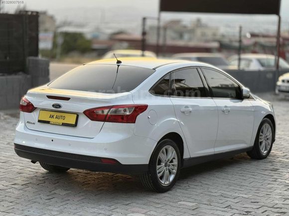 2012 FOCUS 1.6 STYLE 195 KM AGIR KAYITLI