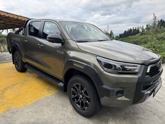 Sahibinden Toyota Hilux 2.4 D-4D 4x4 Invincible 2025 Model 