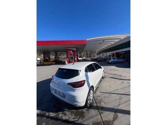 Sahibinden Renault Clio 1.0 SCe Joy 2022 Model 