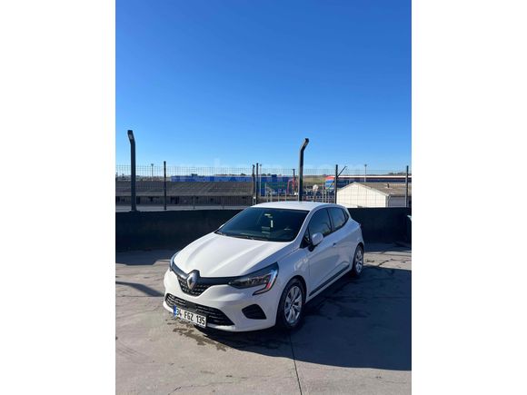 Sahibinden Renault Clio 1.0 SCe Joy 2022 Model 