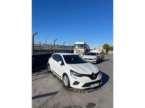 Sahibinden Renault Clio 1.0 SCe Joy 2022 Model 