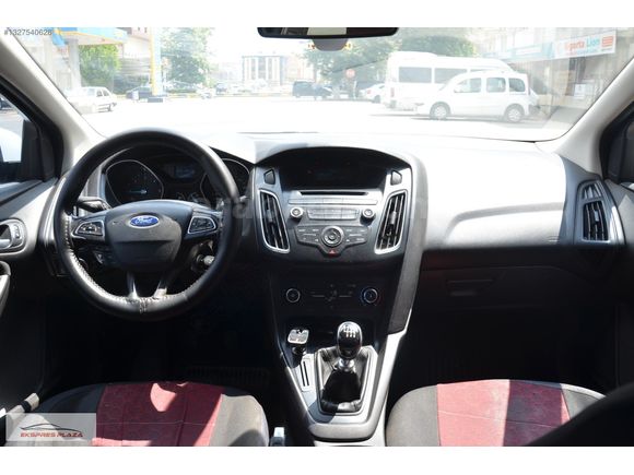 EKSPRES PLAZA^DAN 2015 FORD FOCUS 1.6 TDCI STYLE