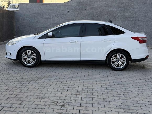 2014 model Ford Focus style