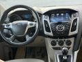 2014 model Ford Focus style