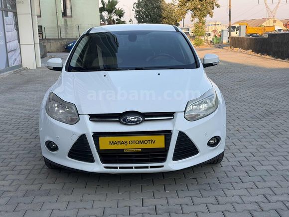 2014 model Ford Focus style