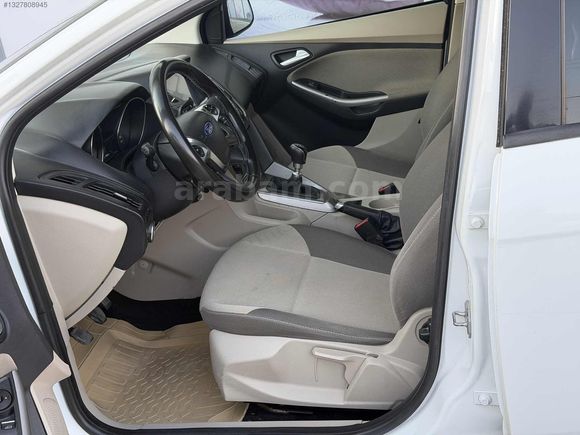 2014 model Ford Focus style