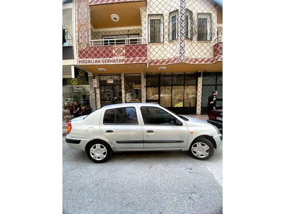 SAHİBİNDEN 2004 175 BİN KM CLİO SYMBOL