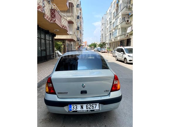 SAHİBİNDEN 2004 175 BİN KM CLİO SYMBOL