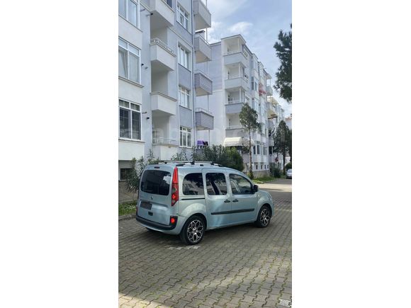 Sahibinden Renault Kangoo Multix 1.5 dCi Expression 2008 Model 