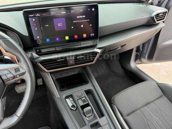2023 CUPRA LEON 1.5 eTSI Mhev 150 HP BUCKET İLK SAHİBİ BOYASIZ !