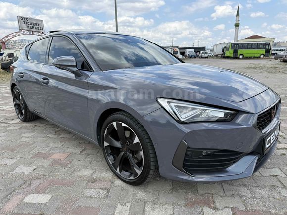 2023 CUPRA LEON 1.5 eTSI Mhev 150 HP BUCKET İLK SAHİBİ BOYASIZ !