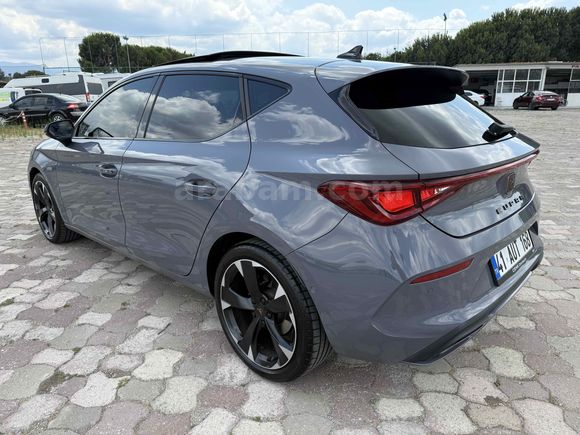 2023 CUPRA LEON 1.5 eTSI Mhev 150 HP BUCKET İLK SAHİBİ BOYASIZ !
