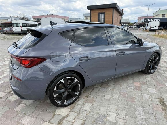 2023 CUPRA LEON 1.5 eTSI Mhev 150 HP BUCKET İLK SAHİBİ BOYASIZ !