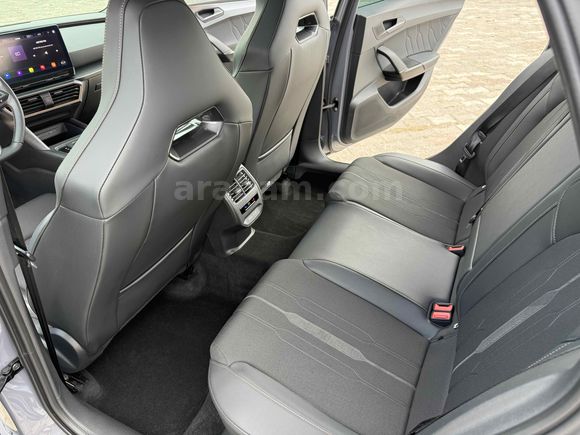 2023 CUPRA LEON 1.5 eTSI Mhev 150 HP BUCKET İLK SAHİBİ BOYASIZ !