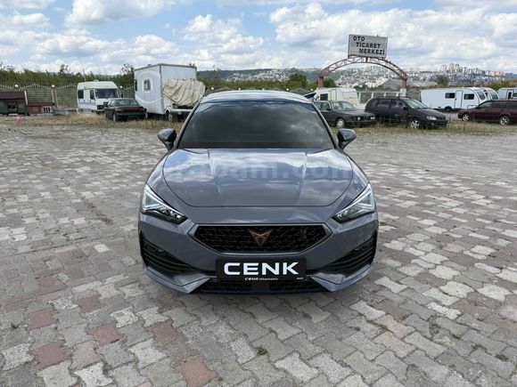 2023 CUPRA LEON 1.5 eTSI Mhev 150 HP BUCKET İLK SAHİBİ BOYASIZ !