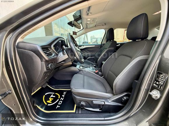 2020 FORD FOCUS 1.5 ECOBLUE TİTANYUM OTOMATİK VİTES FÜME