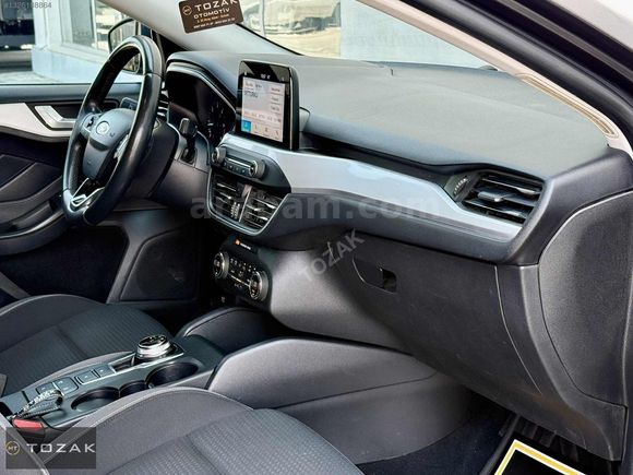 2020 FORD FOCUS 1.5 ECOBLUE TİTANYUM OTOMATİK VİTES FÜME