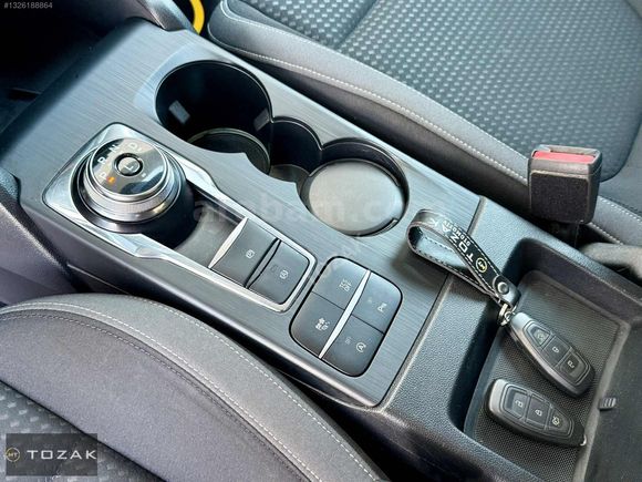 2020 FORD FOCUS 1.5 ECOBLUE TİTANYUM OTOMATİK VİTES FÜME