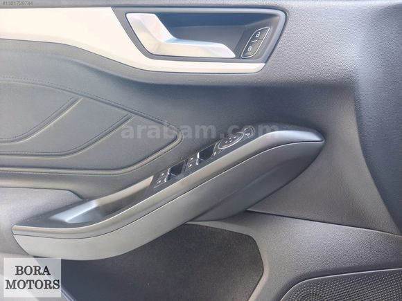 BORA MOTORS FORD FOCUS 1.5 ECOBLUE TİTANYUM 128.500 KM HATASIZ