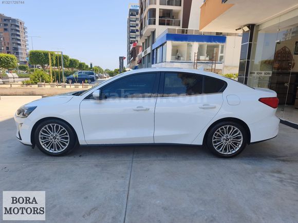 BORA MOTORS FORD FOCUS 1.5 ECOBLUE TİTANYUM 128.500 KM HATASIZ