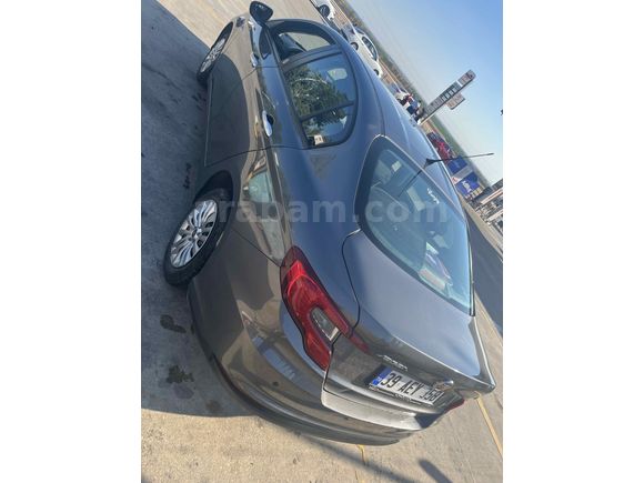 Sahibinden Fiat Egea 1.4 Fire Easy 2023 Model 