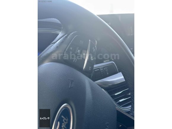 GLS UNAT KİA BAYİİ 2023 FOCUS DİZEL OTOMATİK TİTANİUM