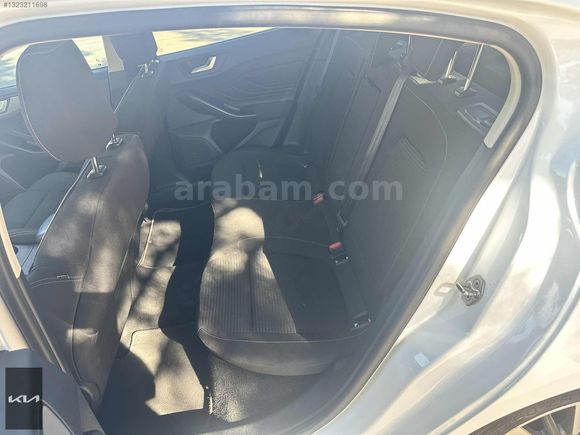GLS UNAT KİA BAYİİ 2023 FOCUS DİZEL OTOMATİK TİTANİUM