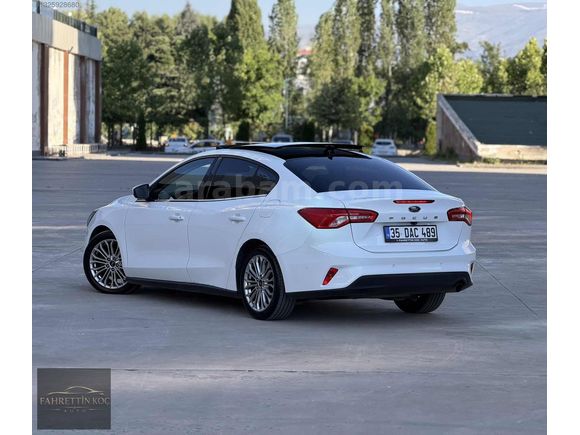 2020 FOCUS 1.5 ECOBLUE TİTANYUM CAM TAVAN+ISITMA HATASIZ BOYASIZ