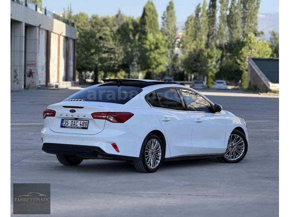 2020 FOCUS 1.5 ECOBLUE TİTANYUM CAM TAVAN+ISITMA HATASIZ BOYASIZ