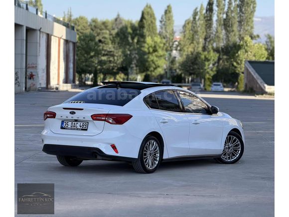 2020 FOCUS 1.5 ECOBLUE TİTANYUM CAM TAVAN+ISITMA HATASIZ BOYASIZ